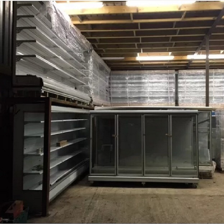 REL (Sliding Glass Door) Retail Shop Fittings